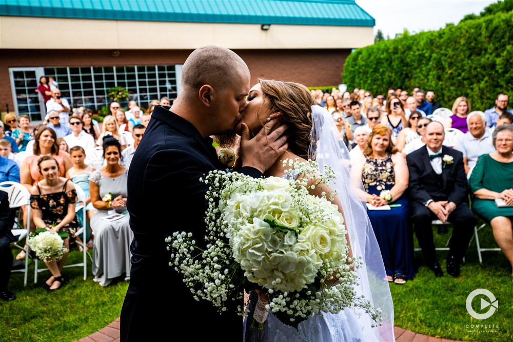 let's kiss