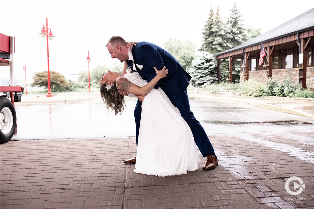 The Pavilion at Lake Elmo Holiday Inn & Suites Minneapolis Wedding Venues